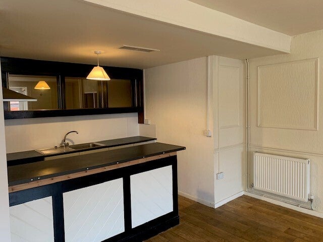 Flat Cowley Street in Nottingham