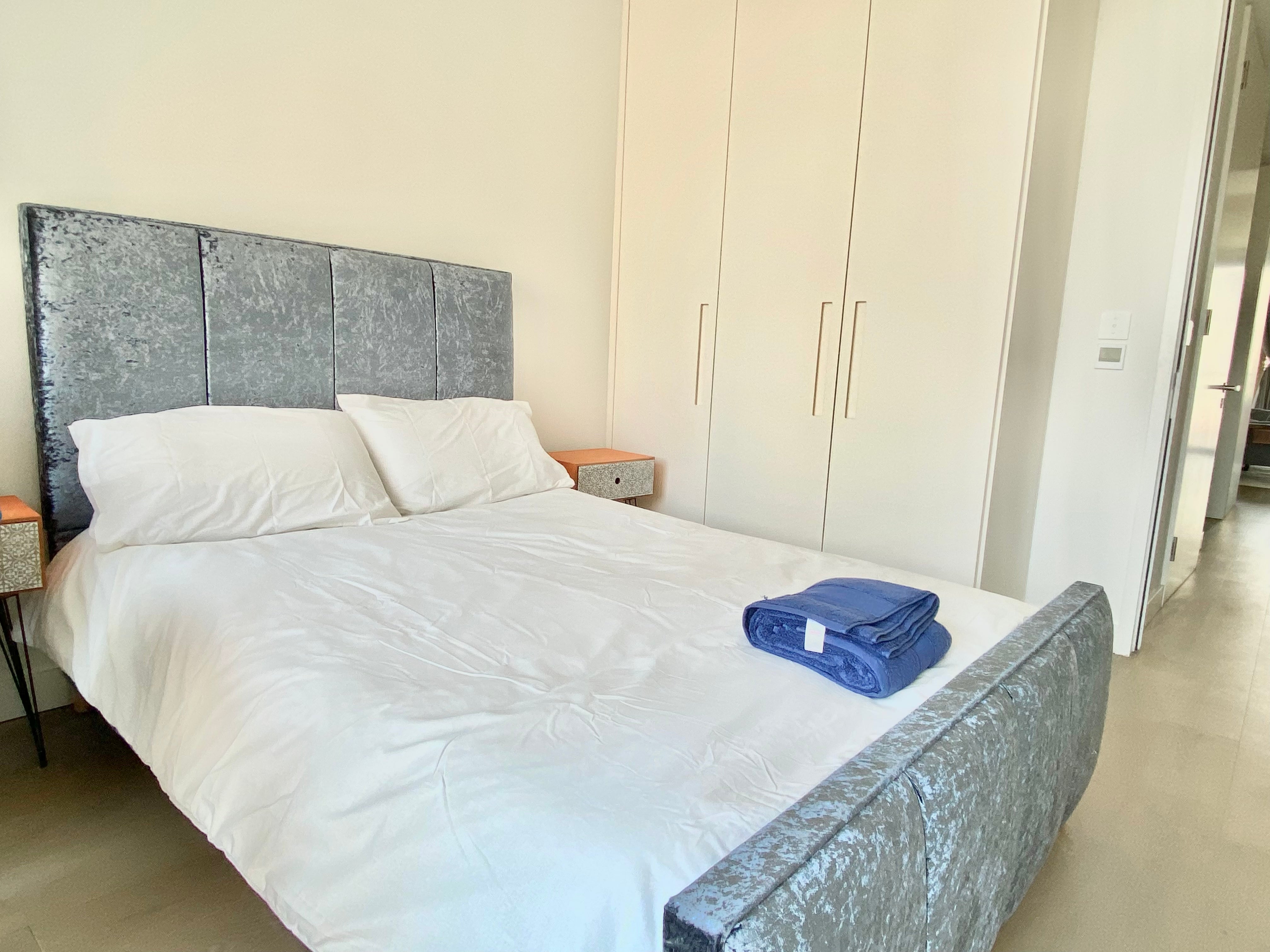 Flat Lewis Cubitt Walk in Greater London