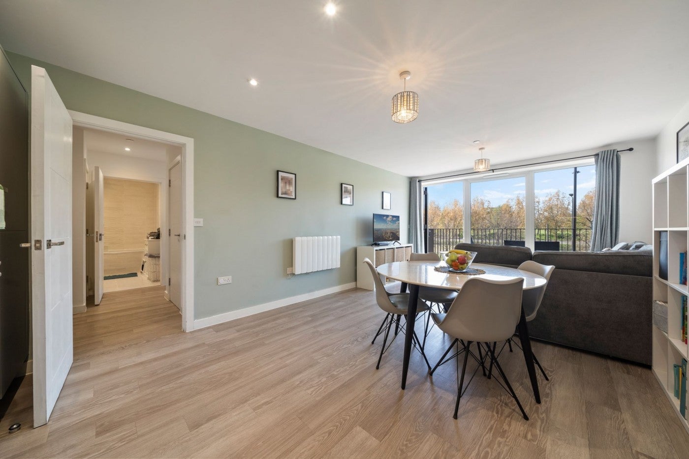 Flat Seven Sisters Road in Greater London