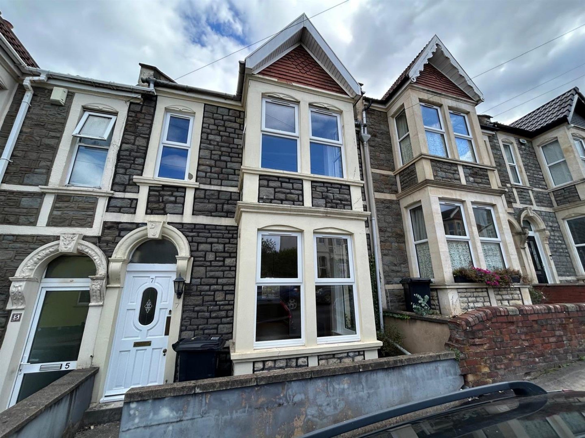 House Harrowdene Road in Bristol