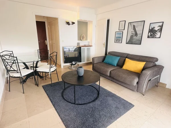 Chambre Boulevard de la Croisette à Cannes
