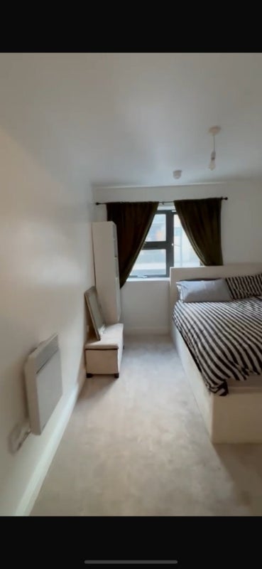 Room Maltings Close in Greater London