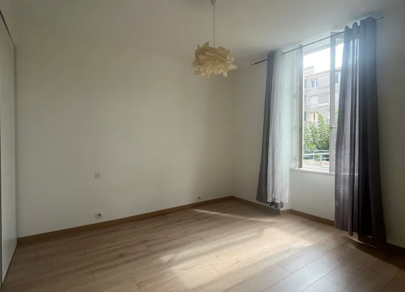 Flat Rue du Moulin de Castera in Bayonne
