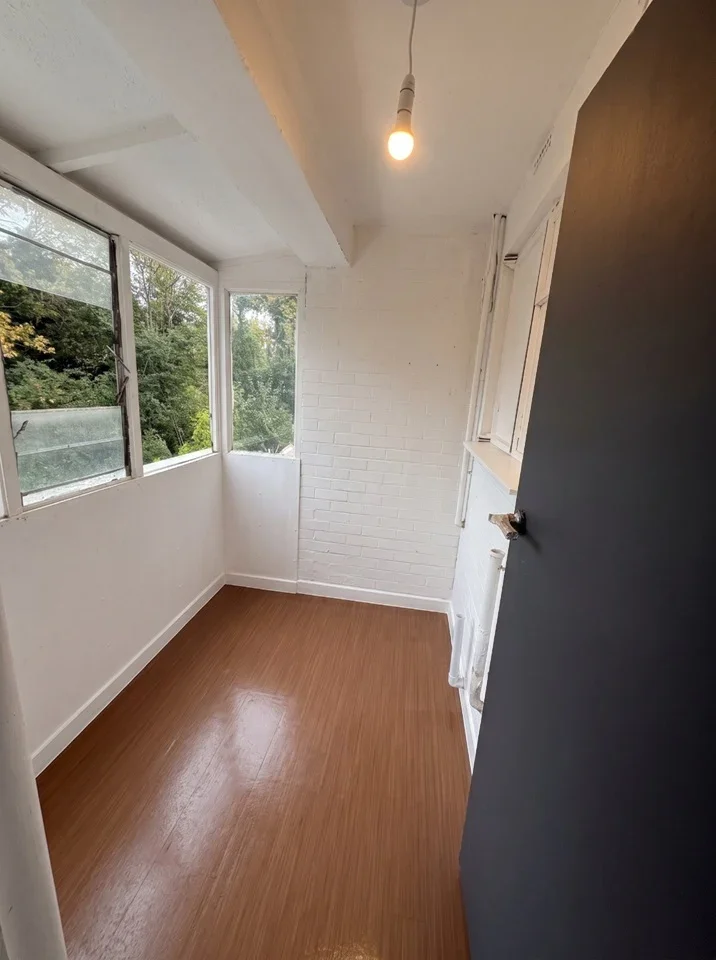Room Dolman Close in Greater London