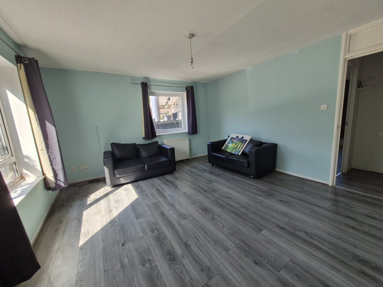 Flat Eastfield Road in Greater London