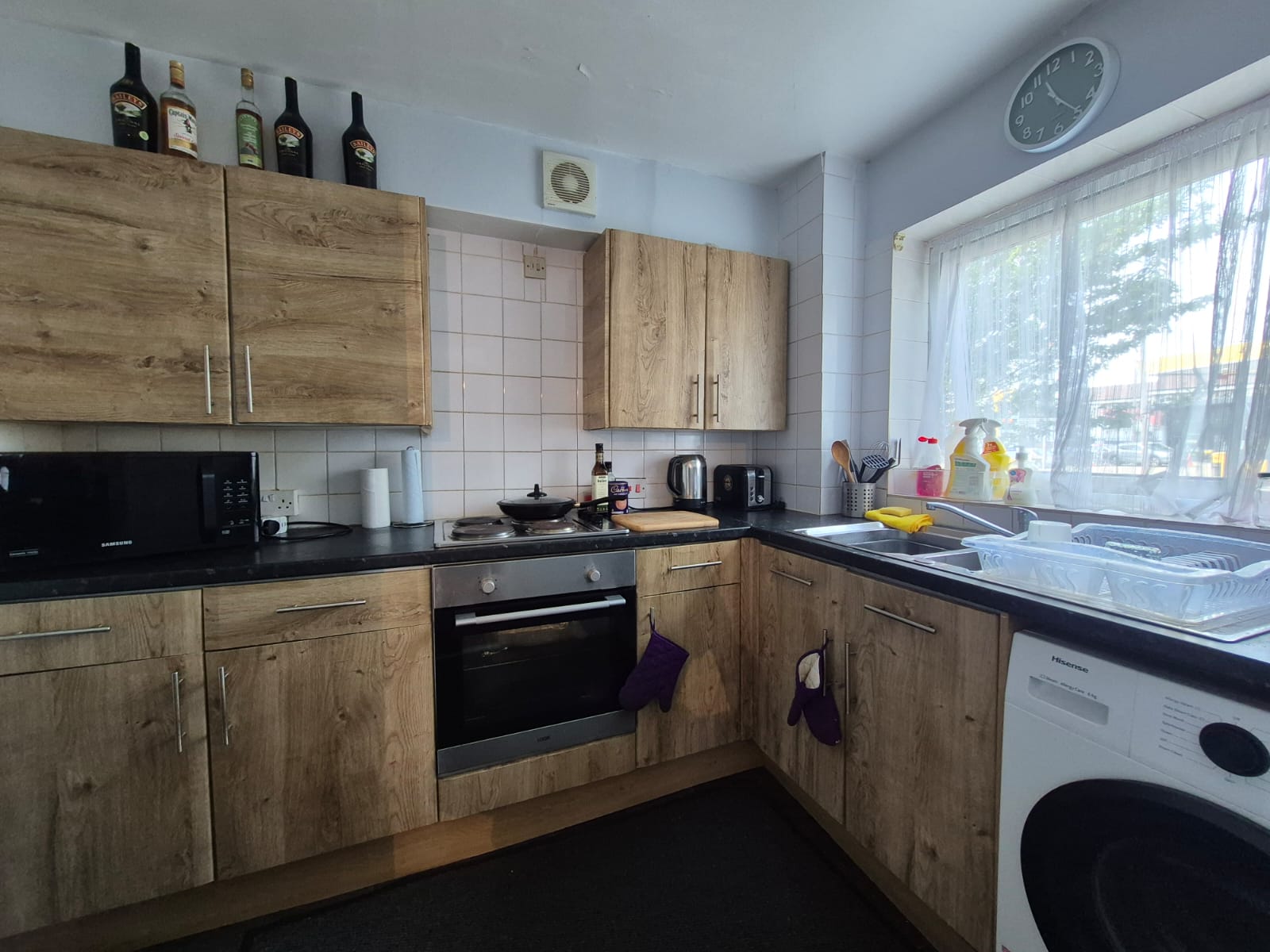 Flat Eastfield Road in Greater London