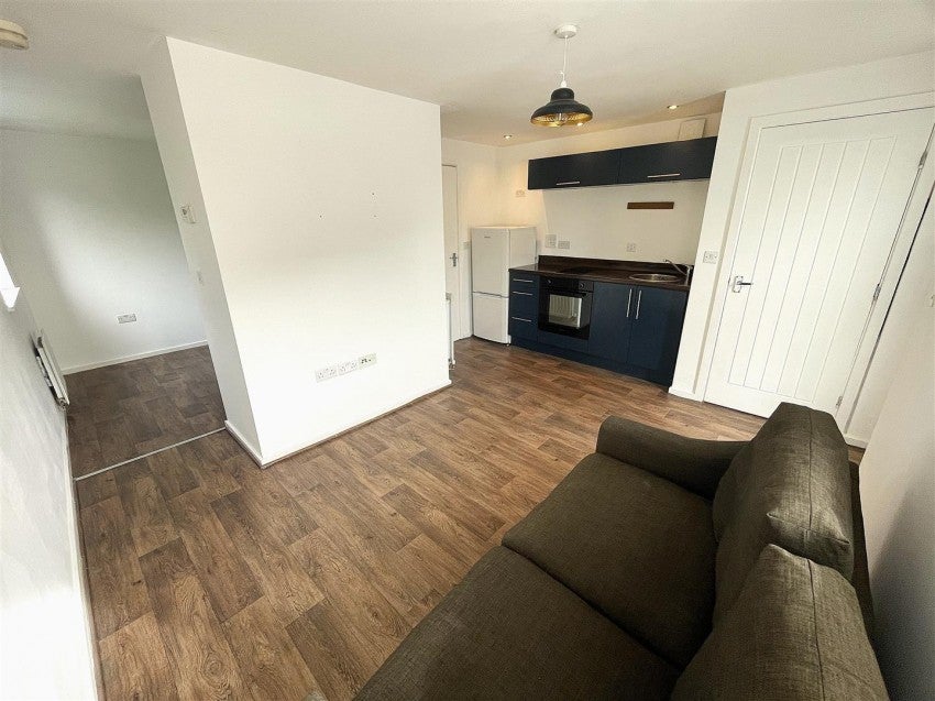 Flat Holme Lane in Selby