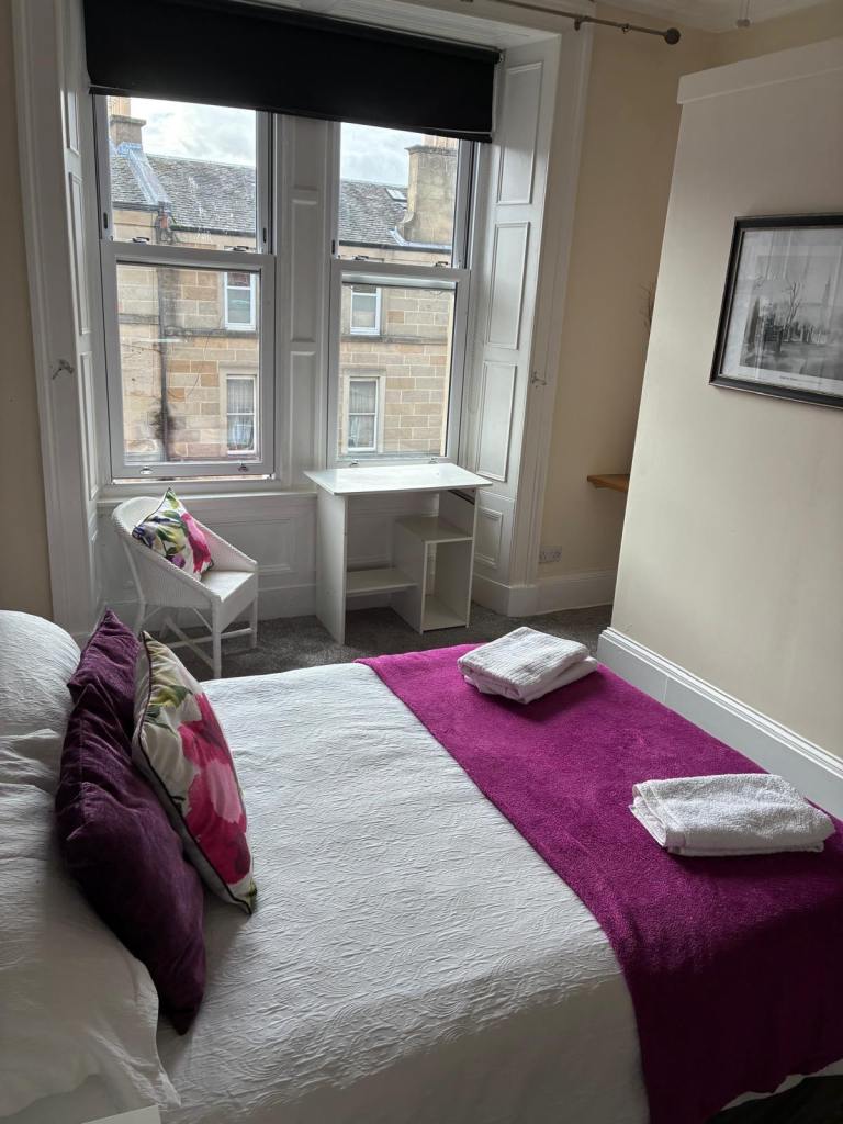 Flat Caledonian Road in City of Edinburgh