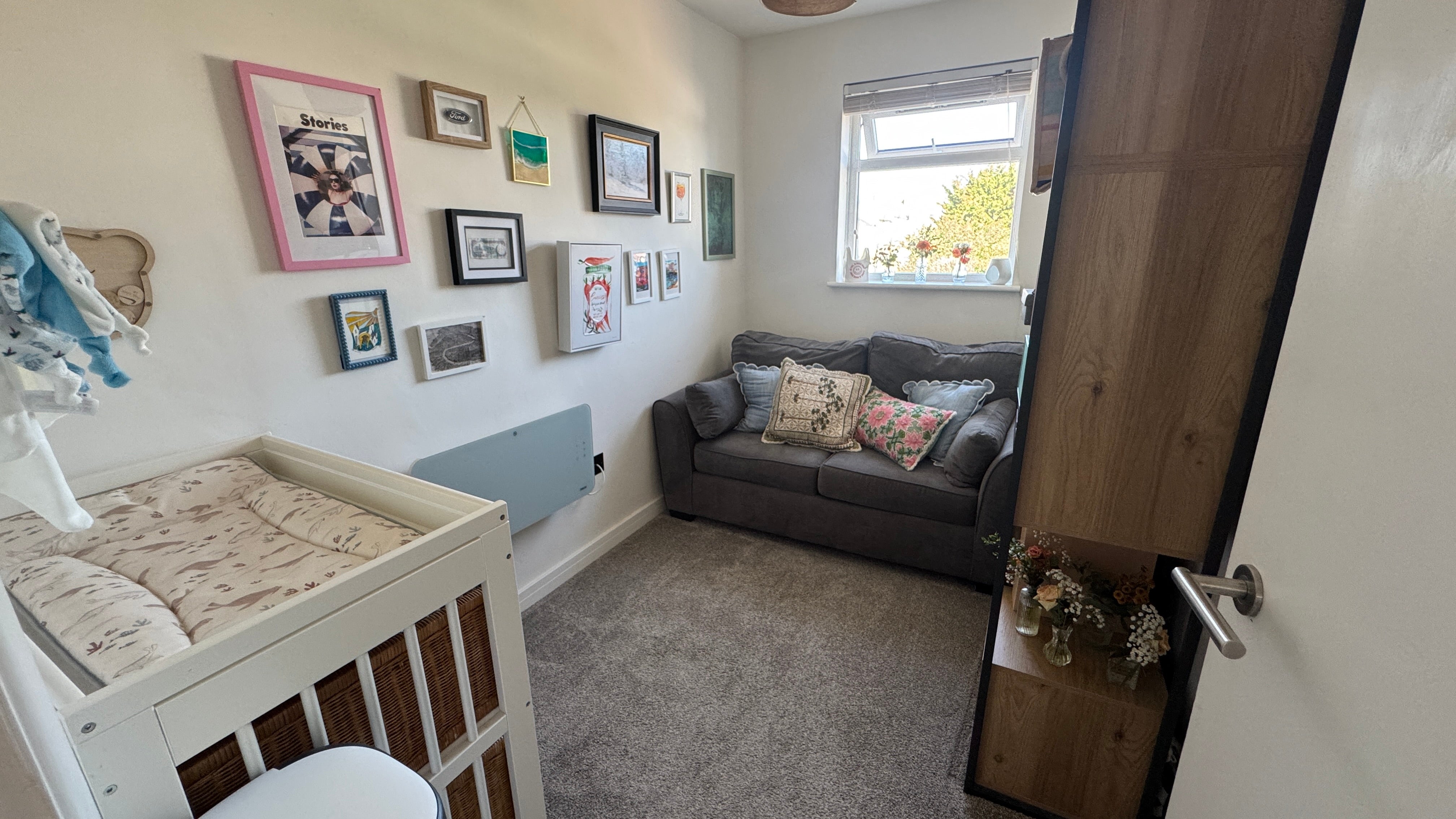 Flat Westleigh Avenue in Southend-on-Sea