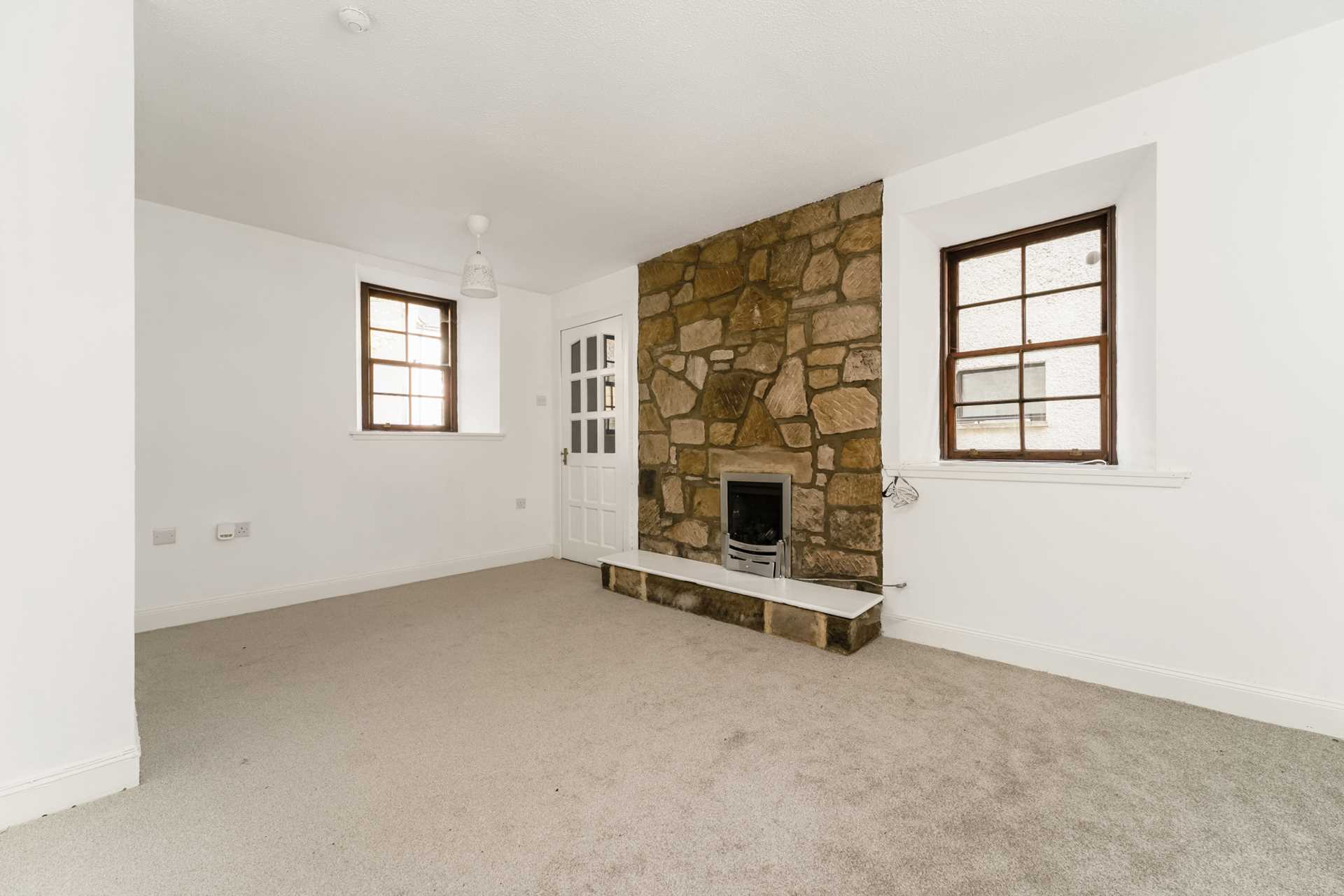Flat Weavers Court in Kilbarchan