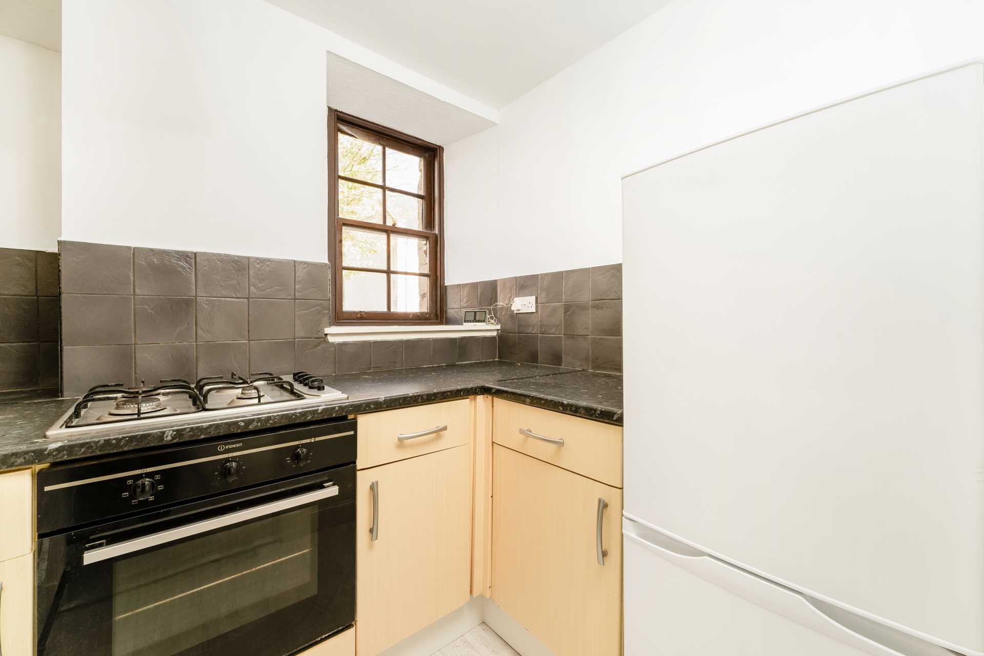 Flat Weavers Court in Kilbarchan
