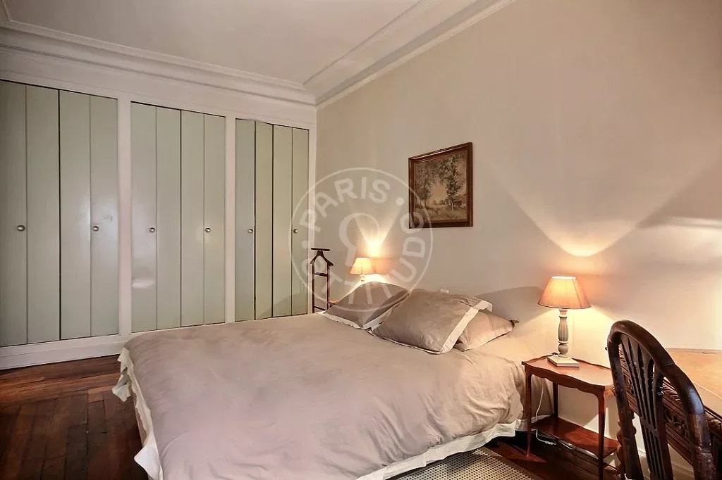 Appartement Rue Brown Séquard à Paris