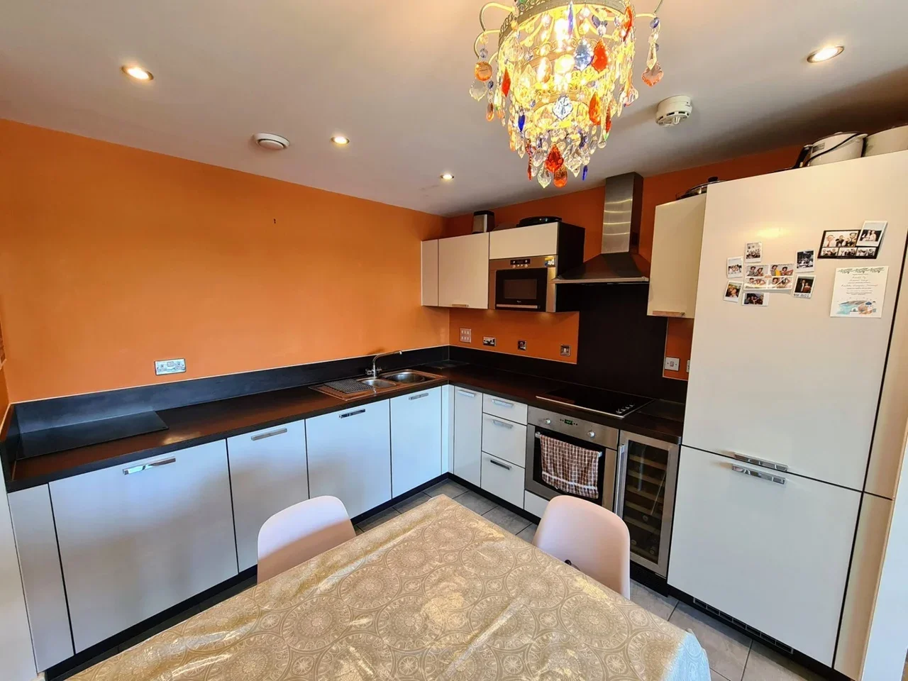 Room Surrey Quays Road in Greater London