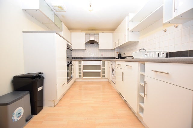 Flat Westfield Terrace in Sheffield