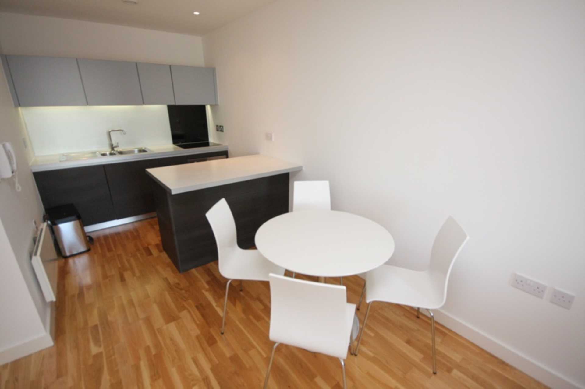 Flat Piccadilly Place in Manchester