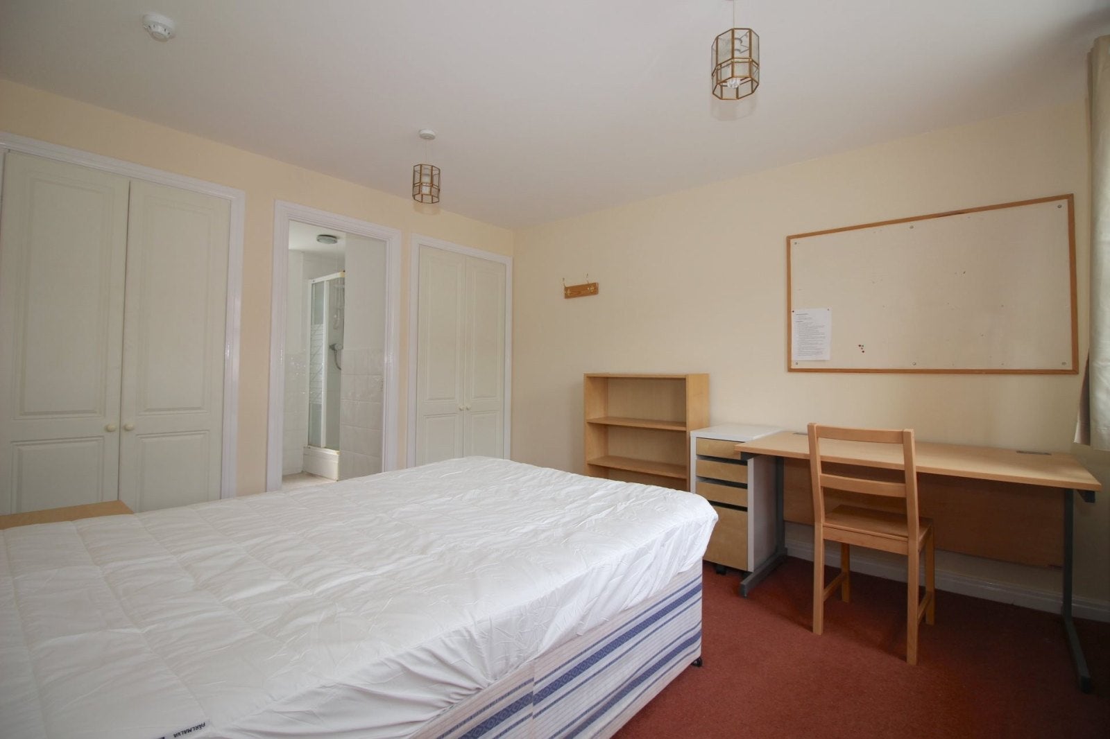 House Goldfinch Close in Charnwood