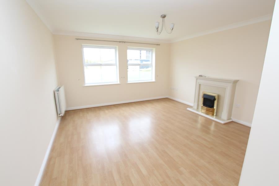 Flat Kingsway in Woking