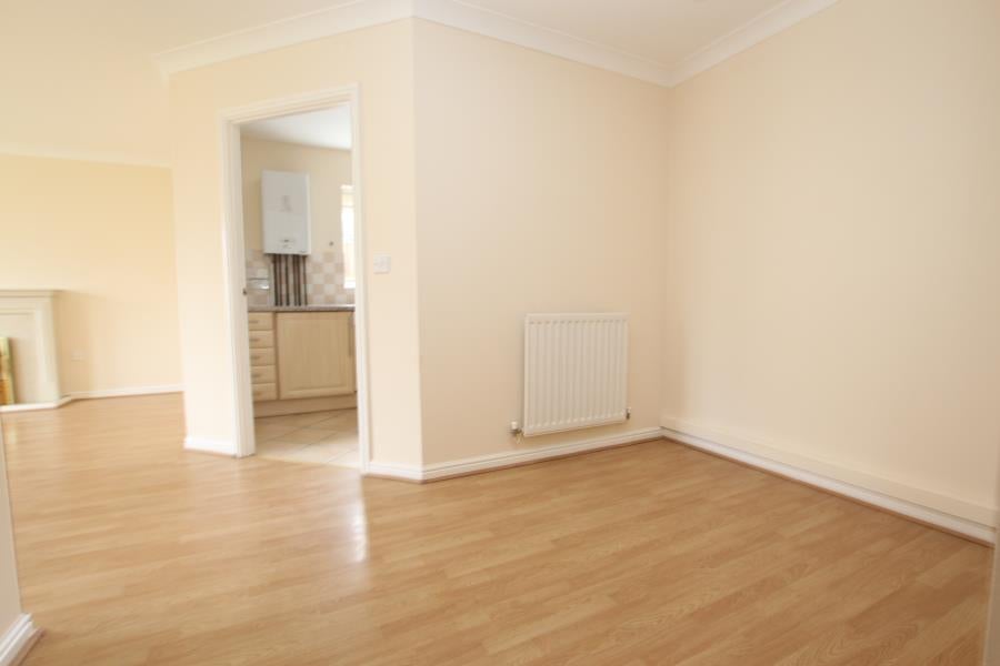 Flat Kingsway in Woking