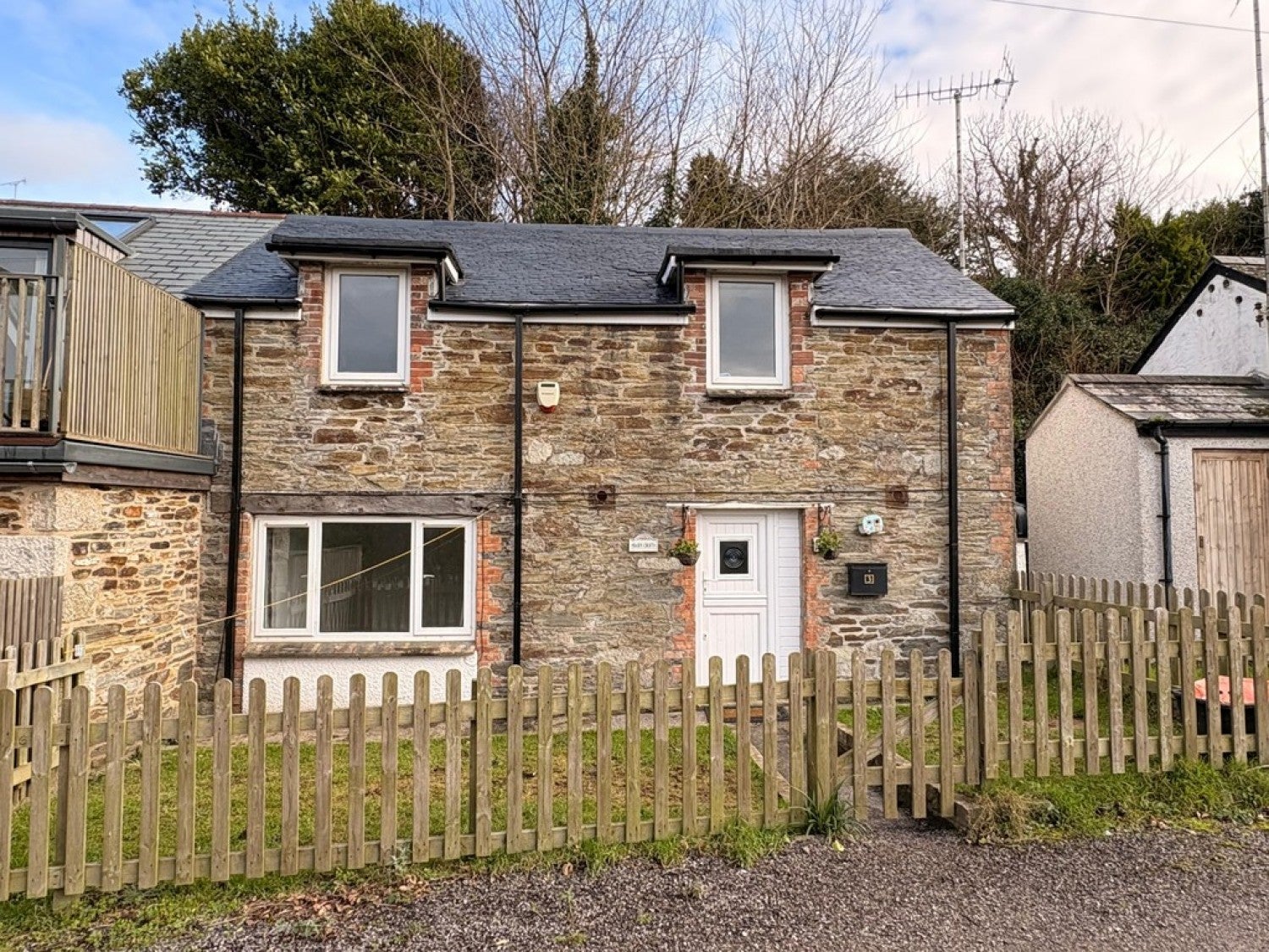 House Methleigh Bottoms in Porthleven