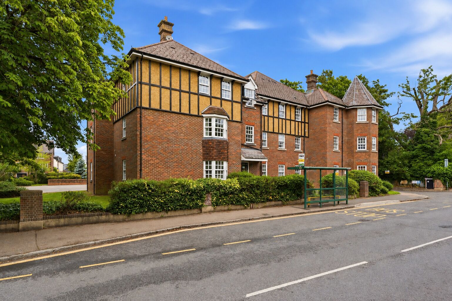 Flat Chime Square in St Albans