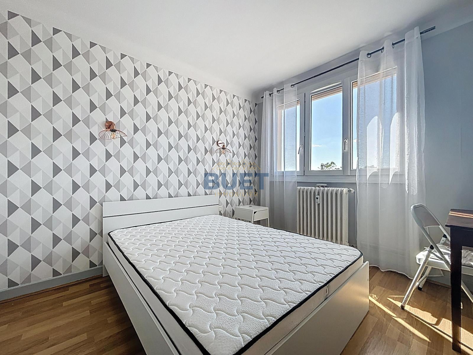 Room Rue Amiral Pierre in Dijon