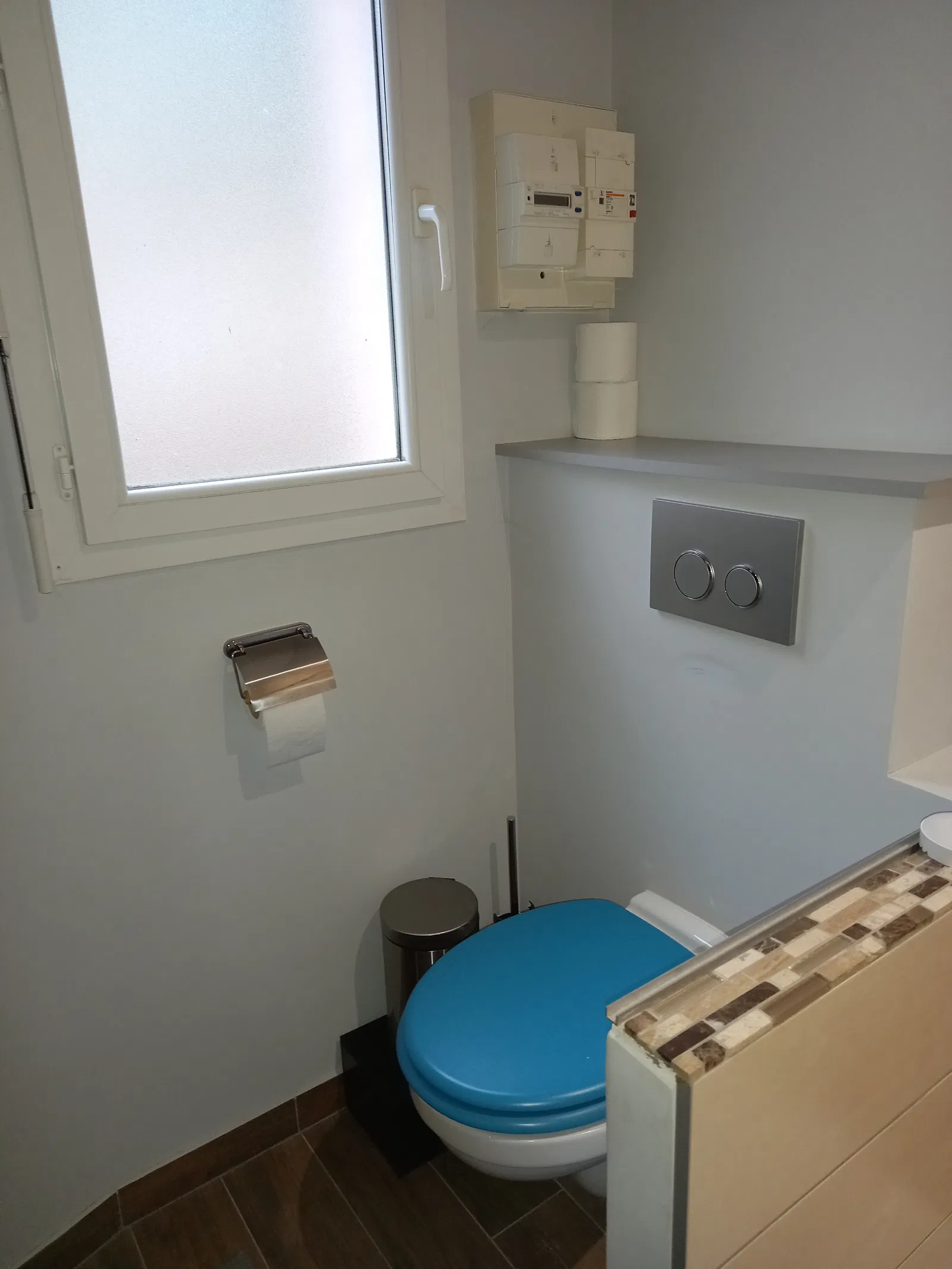 Room Rue du Vernay in Feyzin