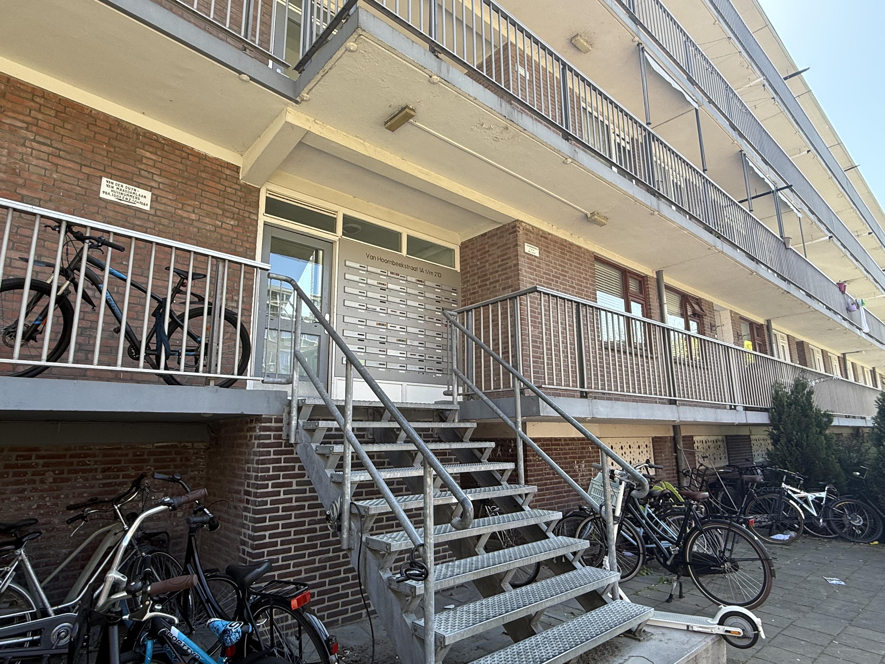 Appartement van Hoornbeekstraat 1 D in Vlaardingen