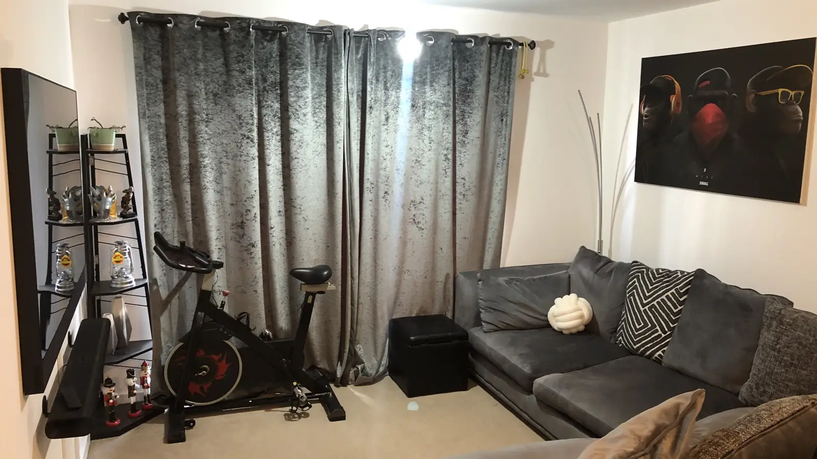 Flat Clydesdale Way in Greater London