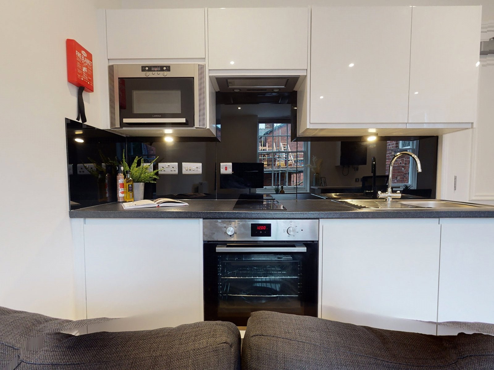 Flat Hyde Terrace in Leeds