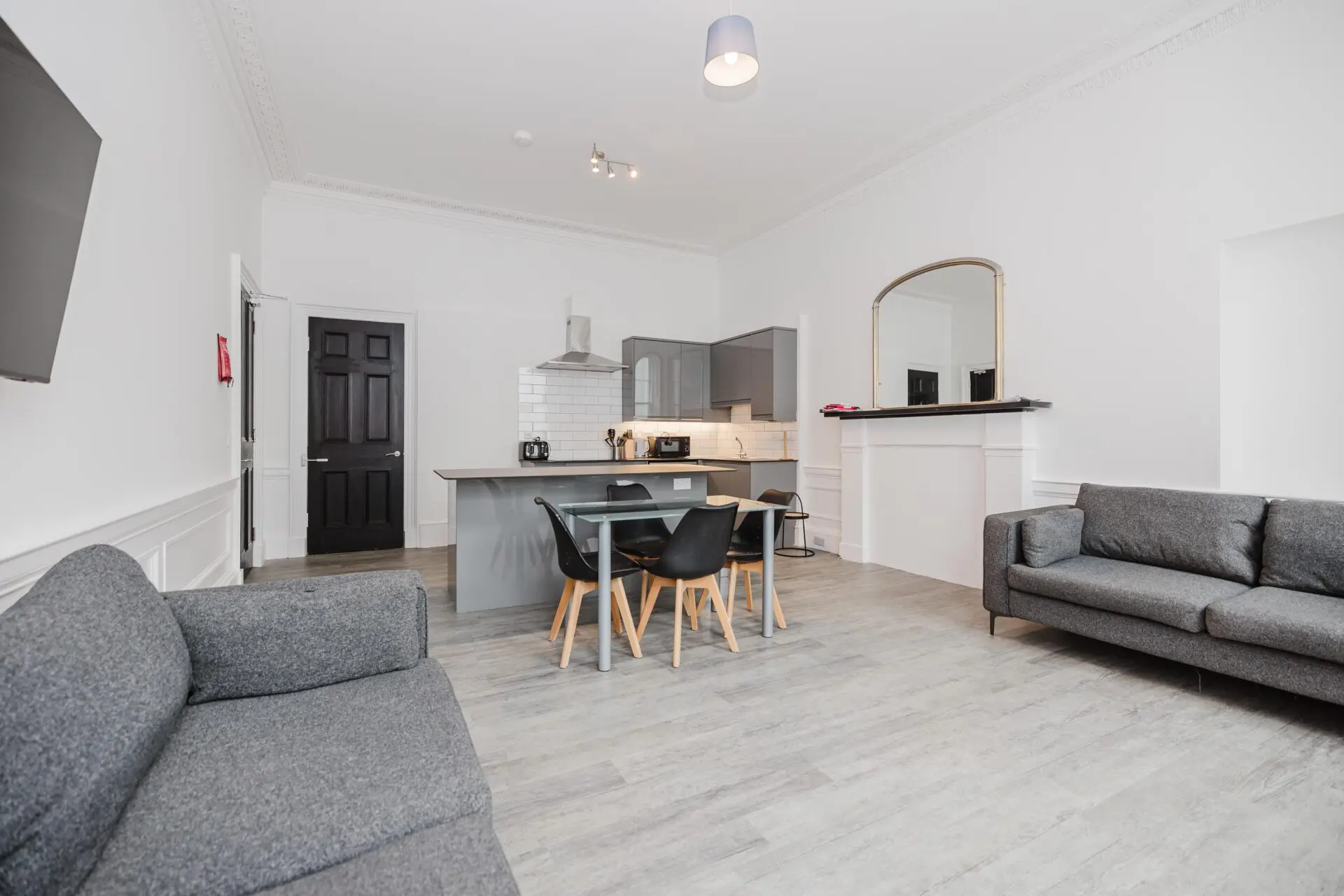 Room Torphichen Street in City of Edinburgh