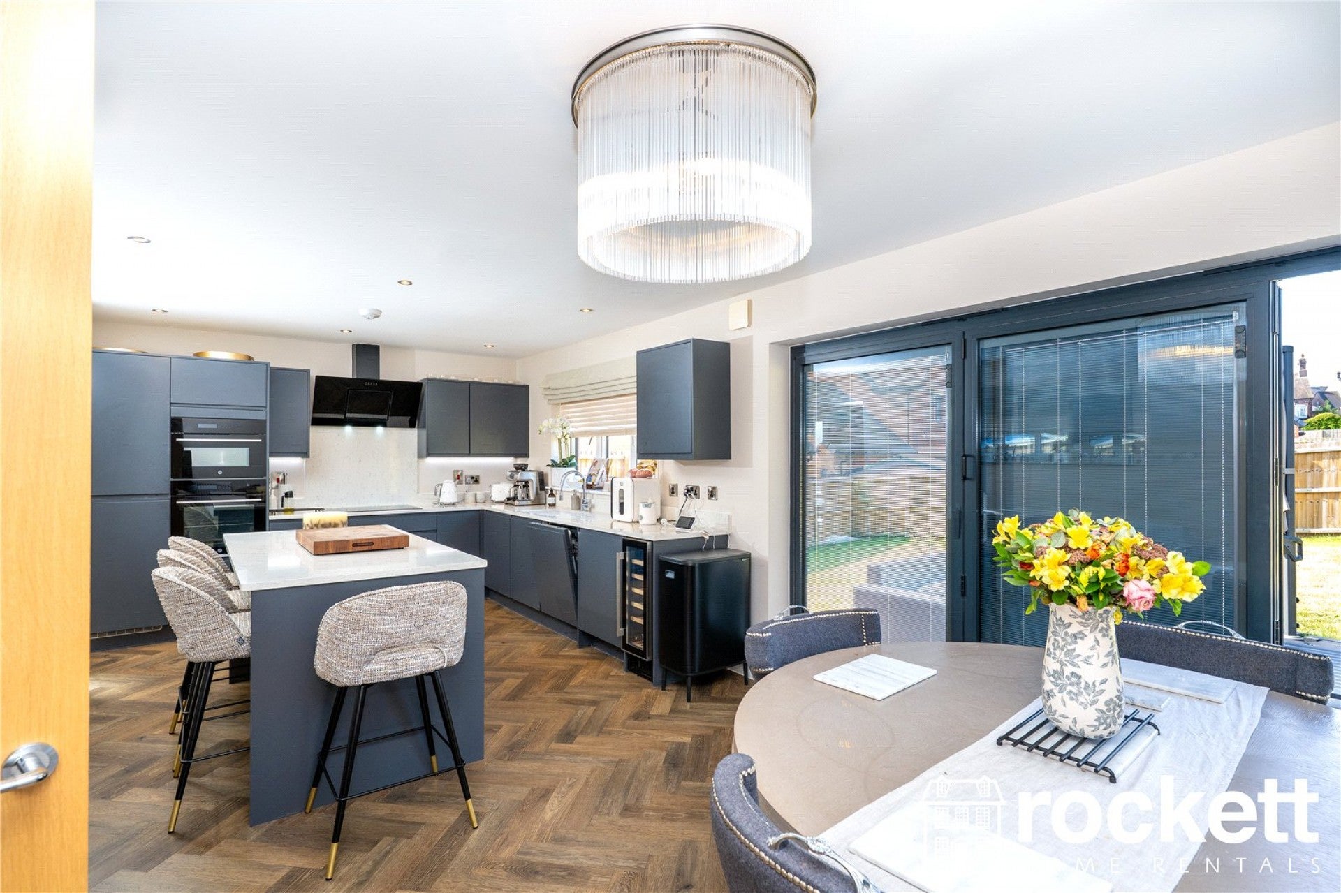 House Don Valley Crescent in Stoke-on-Trent