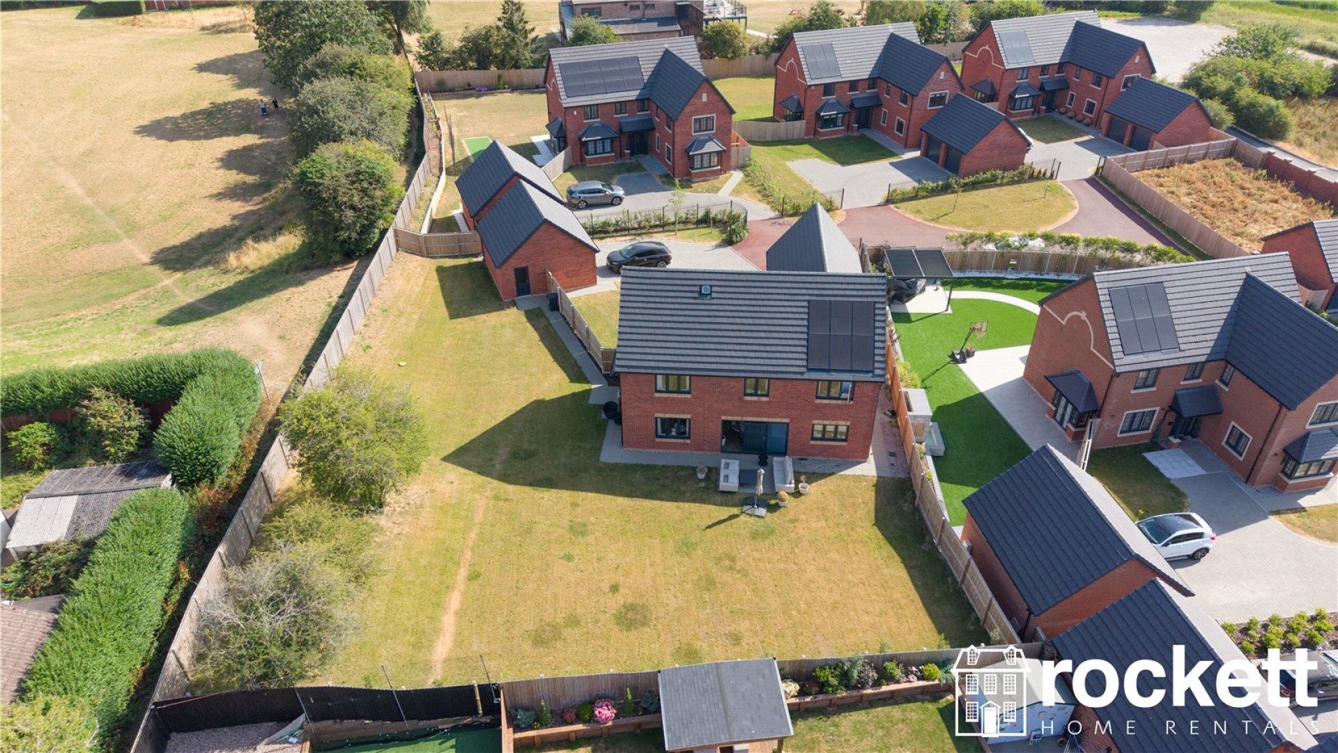 House Don Valley Crescent in Stoke-on-Trent