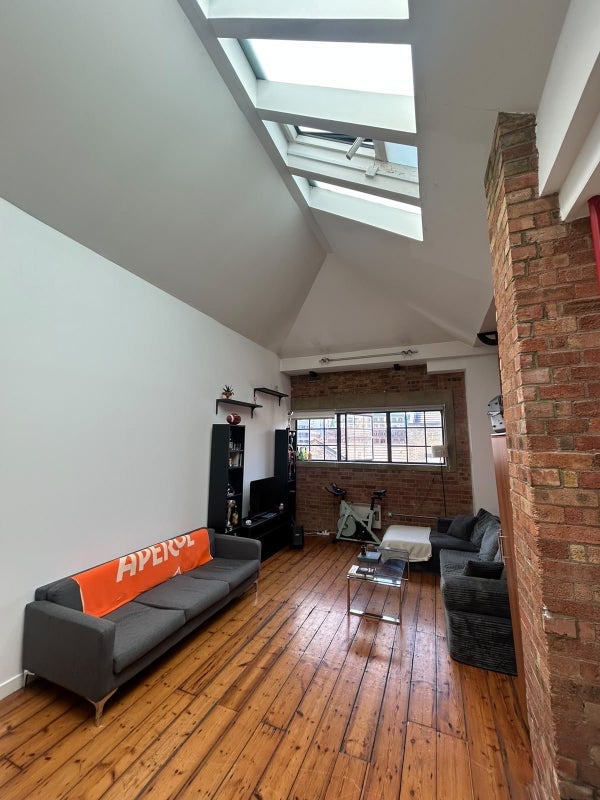 Room Back Church Lane in Greater London