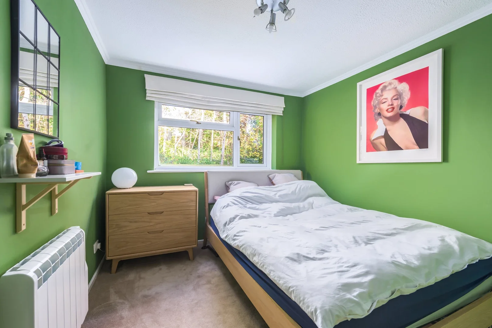 Flat Union Street in Rushmoor