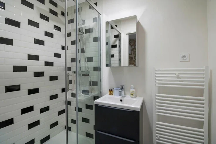 Appartement Cour de Rome à Paris