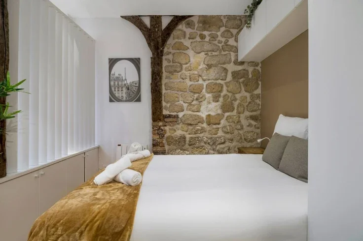 Appartement Cour de Rome à Paris