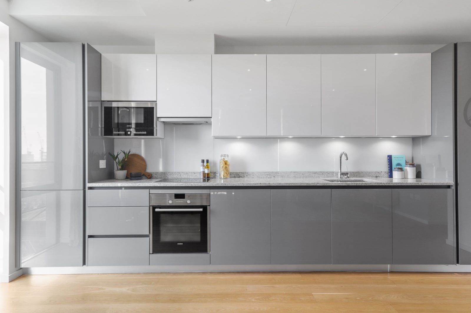 Flat Celebration Avenue in Greater London