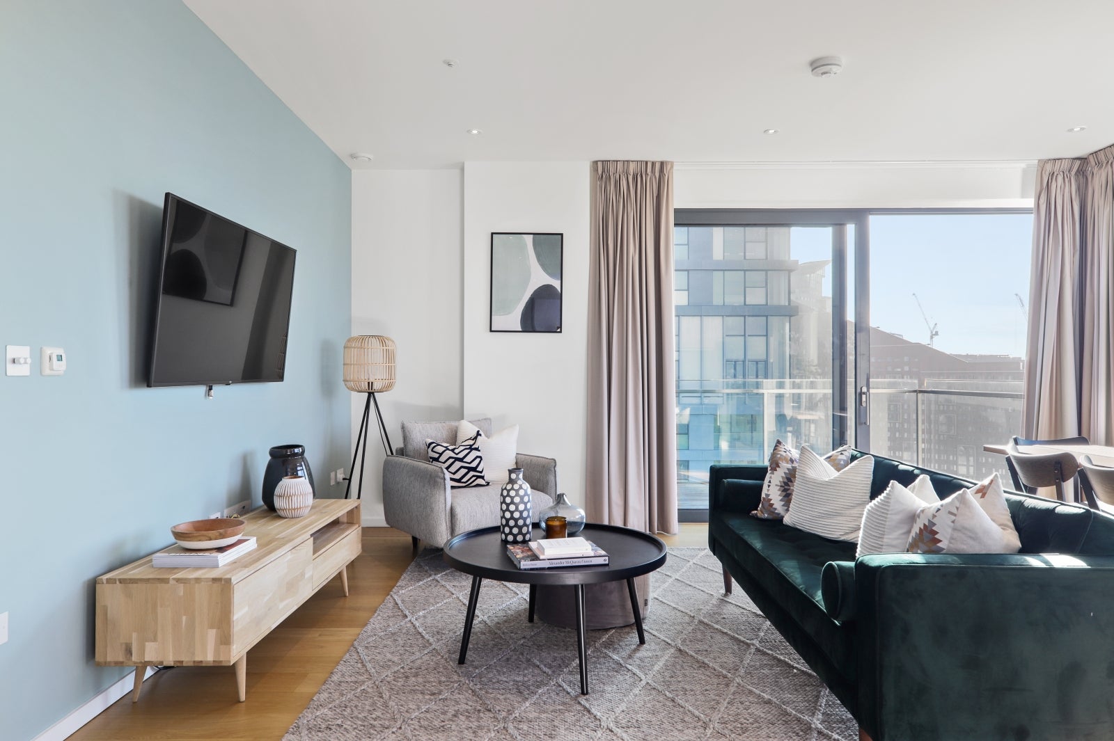 Flat Celebration Avenue in Greater London