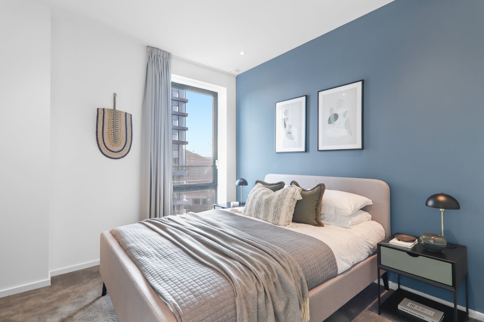 Flat Celebration Avenue in Greater London