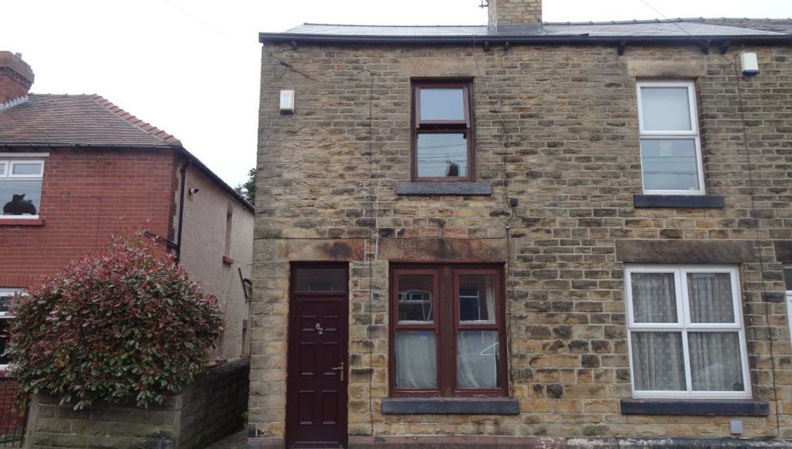 House Longfield Road in Sheffield