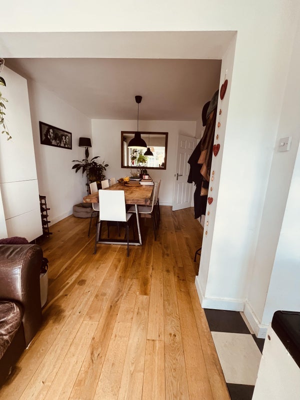House Longford Close in Greater London