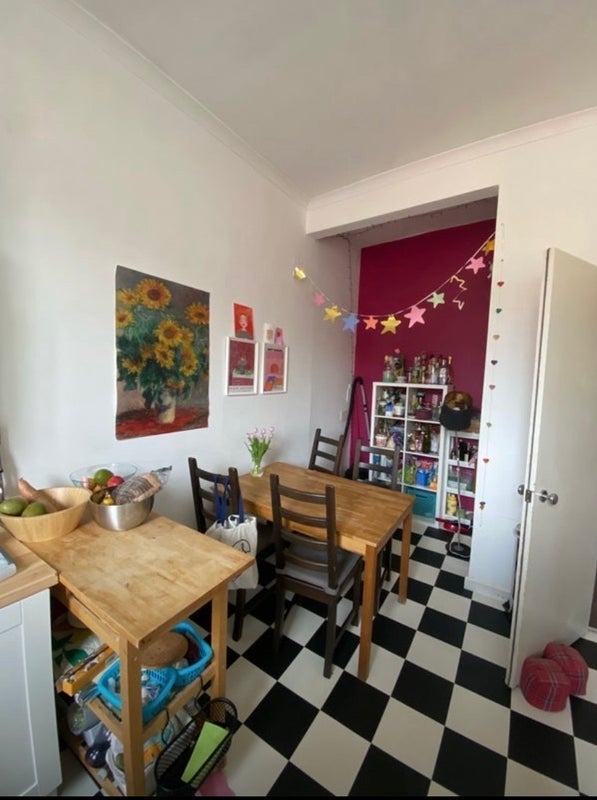 Room Argyle Street in Glasgow