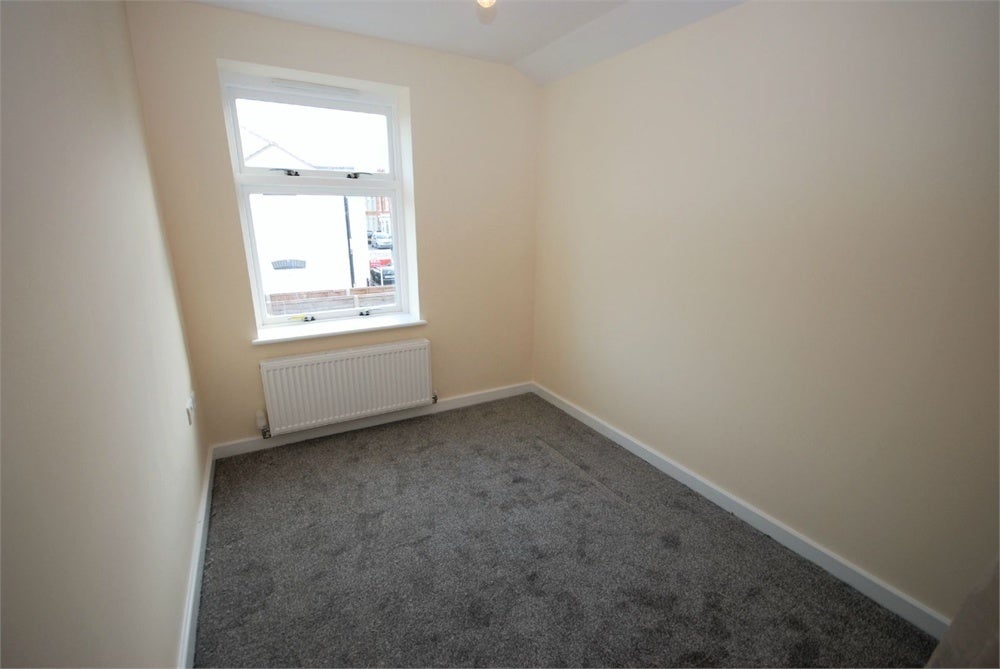 Flat Stephen Street in Rugby
