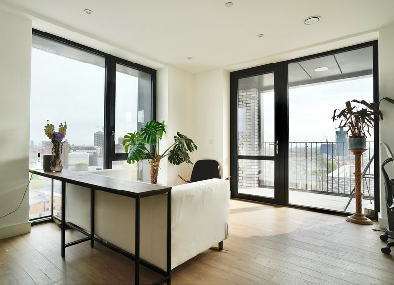 Flat Blair Street in Greater London