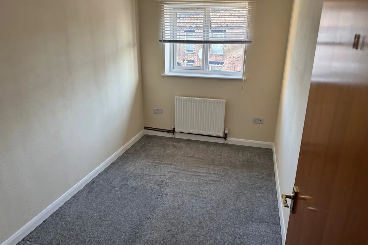 Flat Gordon Court in Fenland District