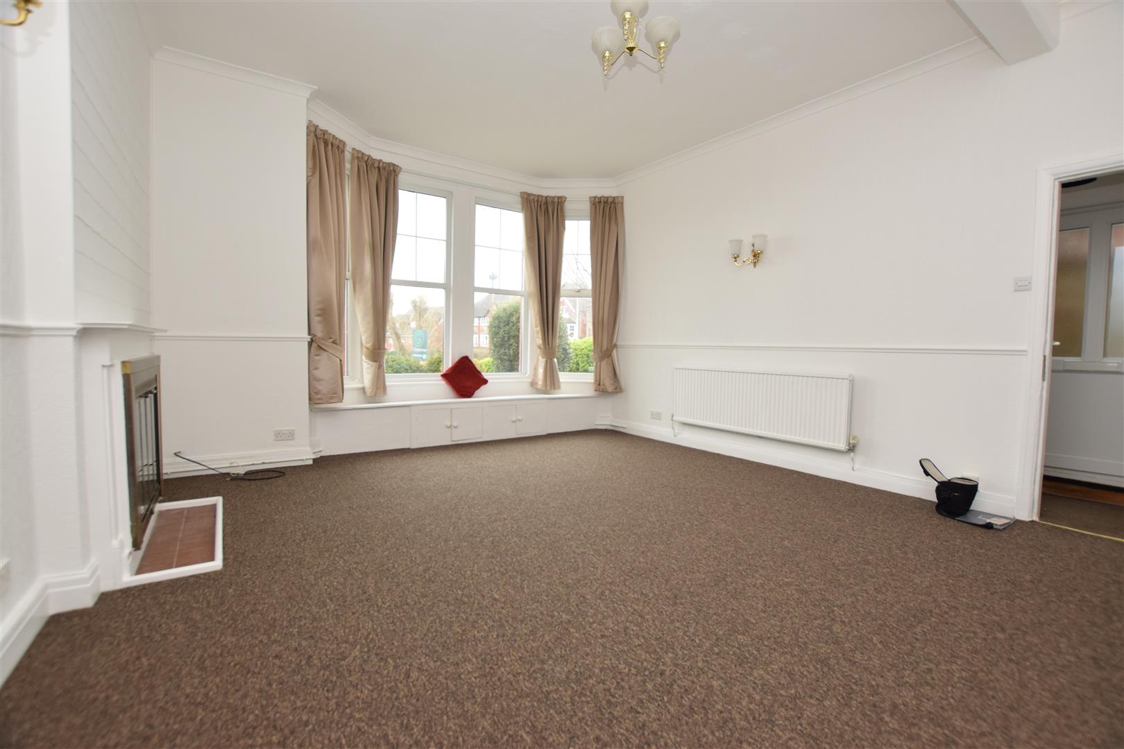 Flat Dorset Road in Rother