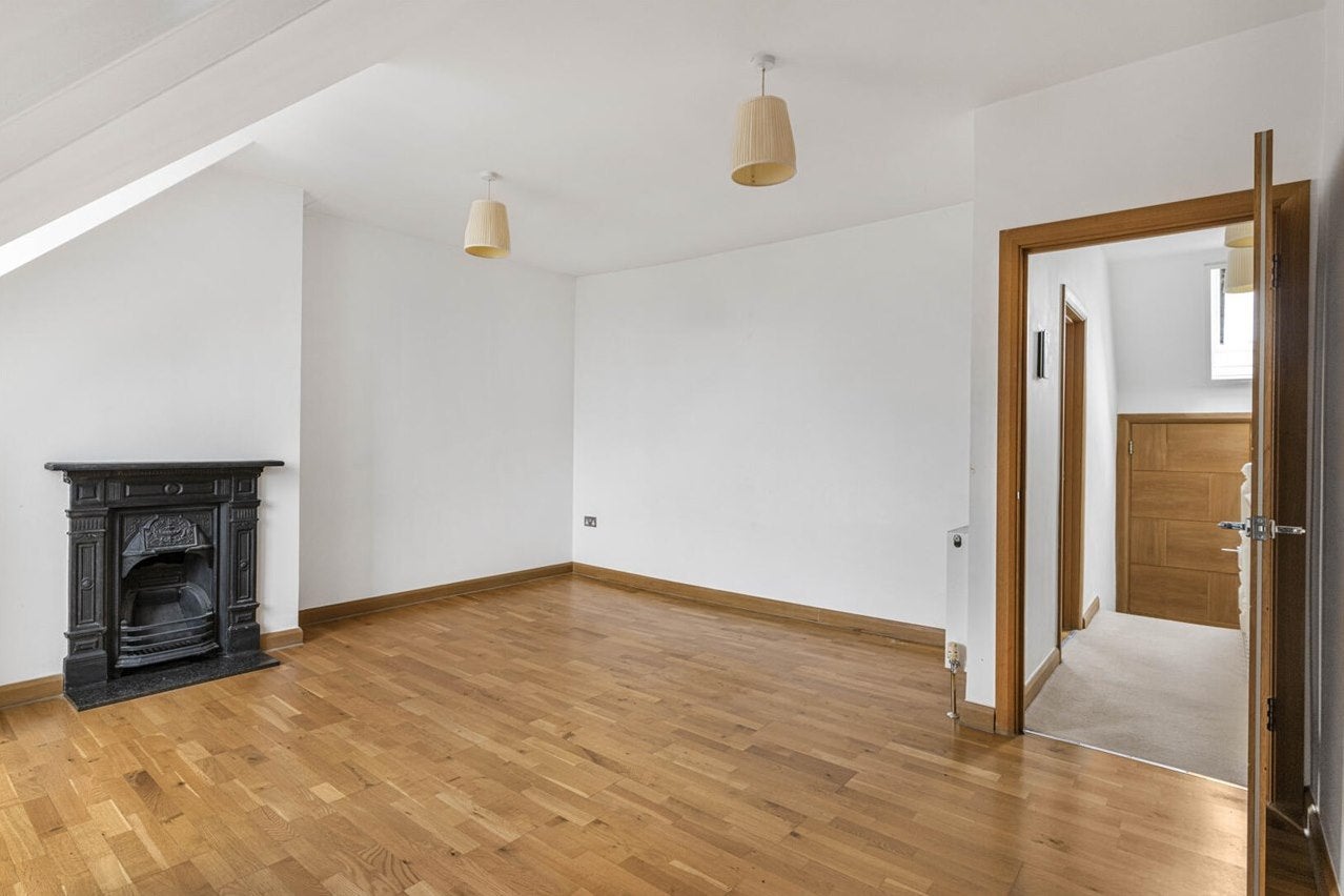 Flat Huntingdon Close in Greater London