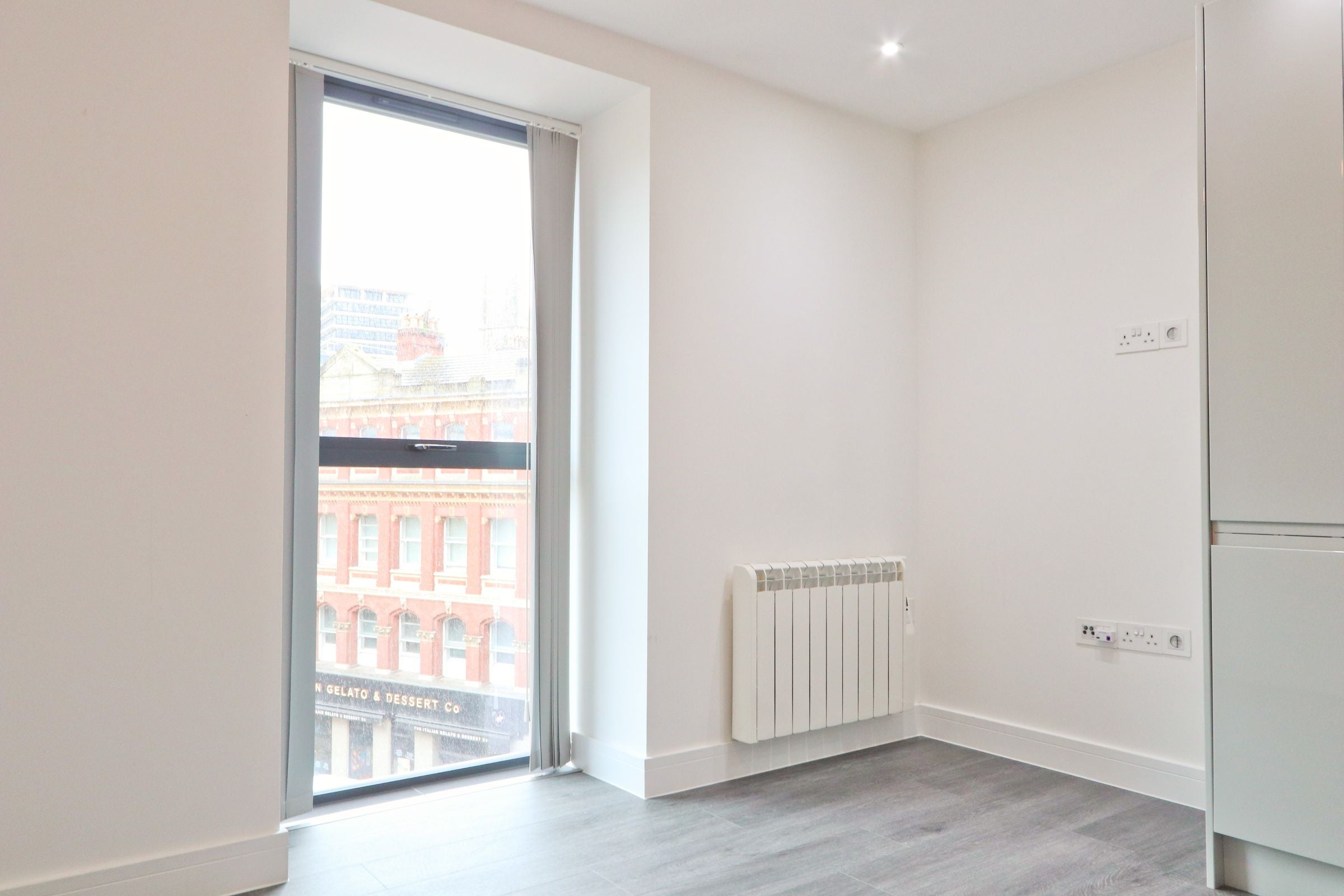 Flat Baldwin Street in Bristol