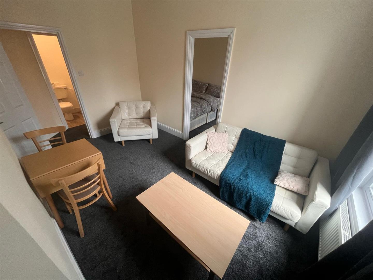 Flat Argyle Square in Greater London