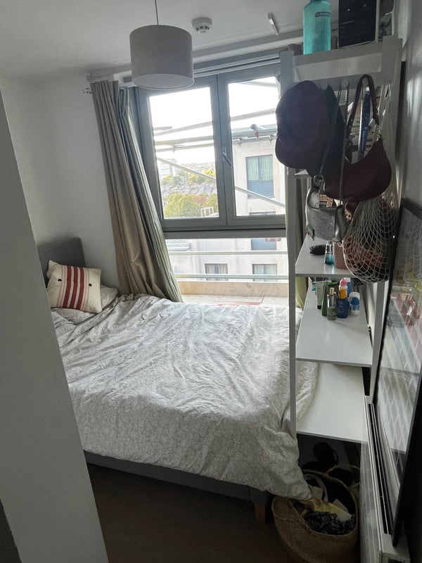 Room Eden Grove in Greater London